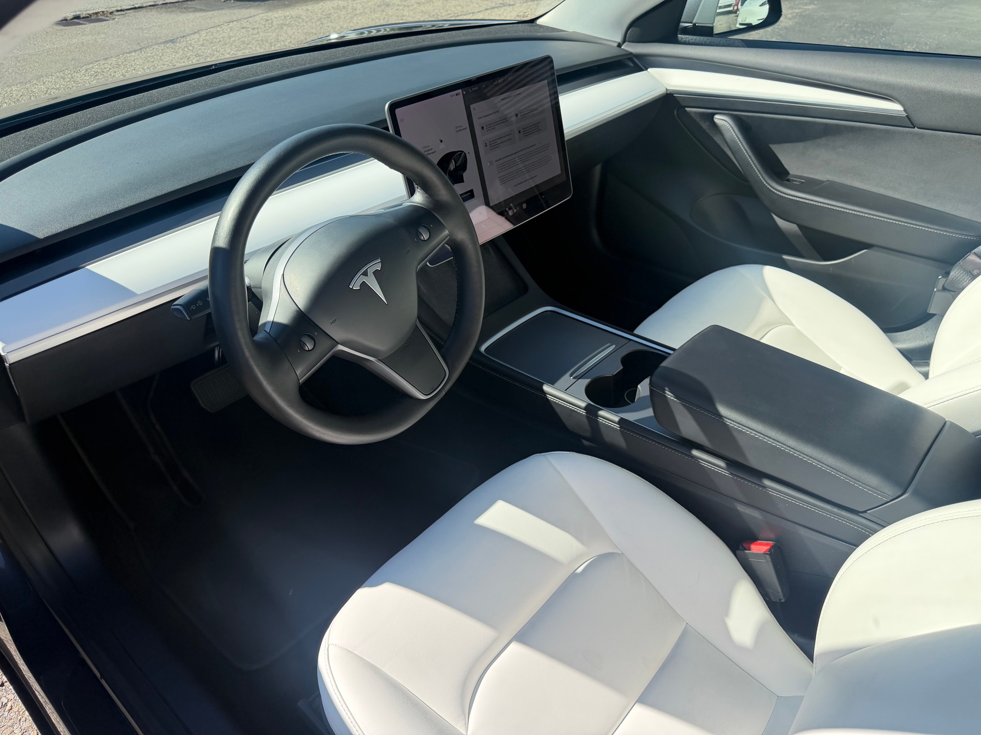 TESLA Model 3 Long Range Dual Motor AWD-image-13
