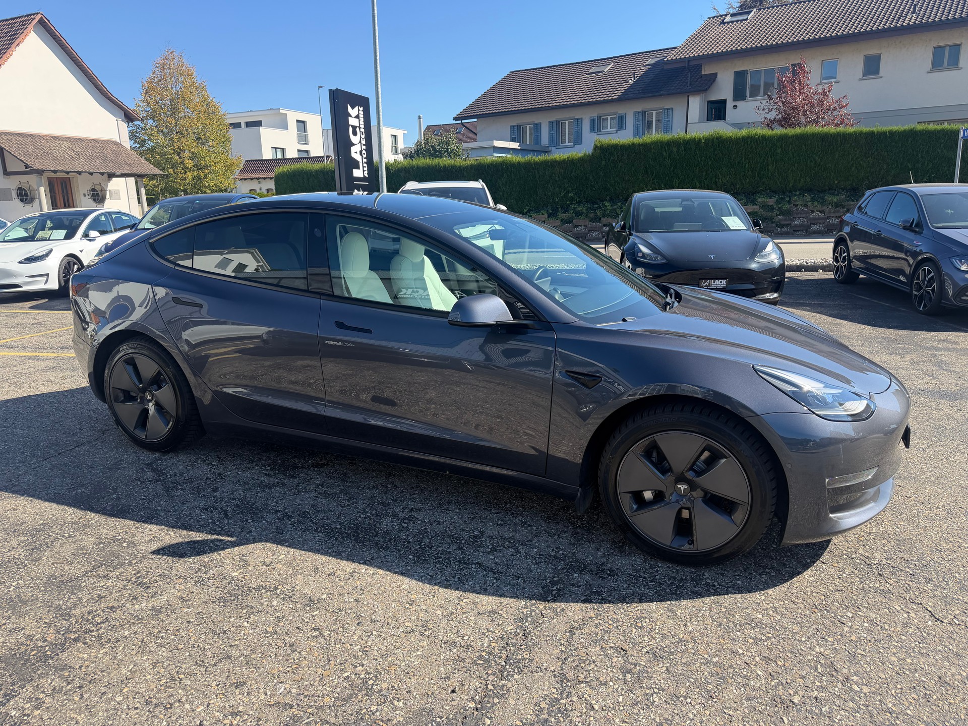 TESLA Model 3 Long Range Dual Motor AWD-image-6