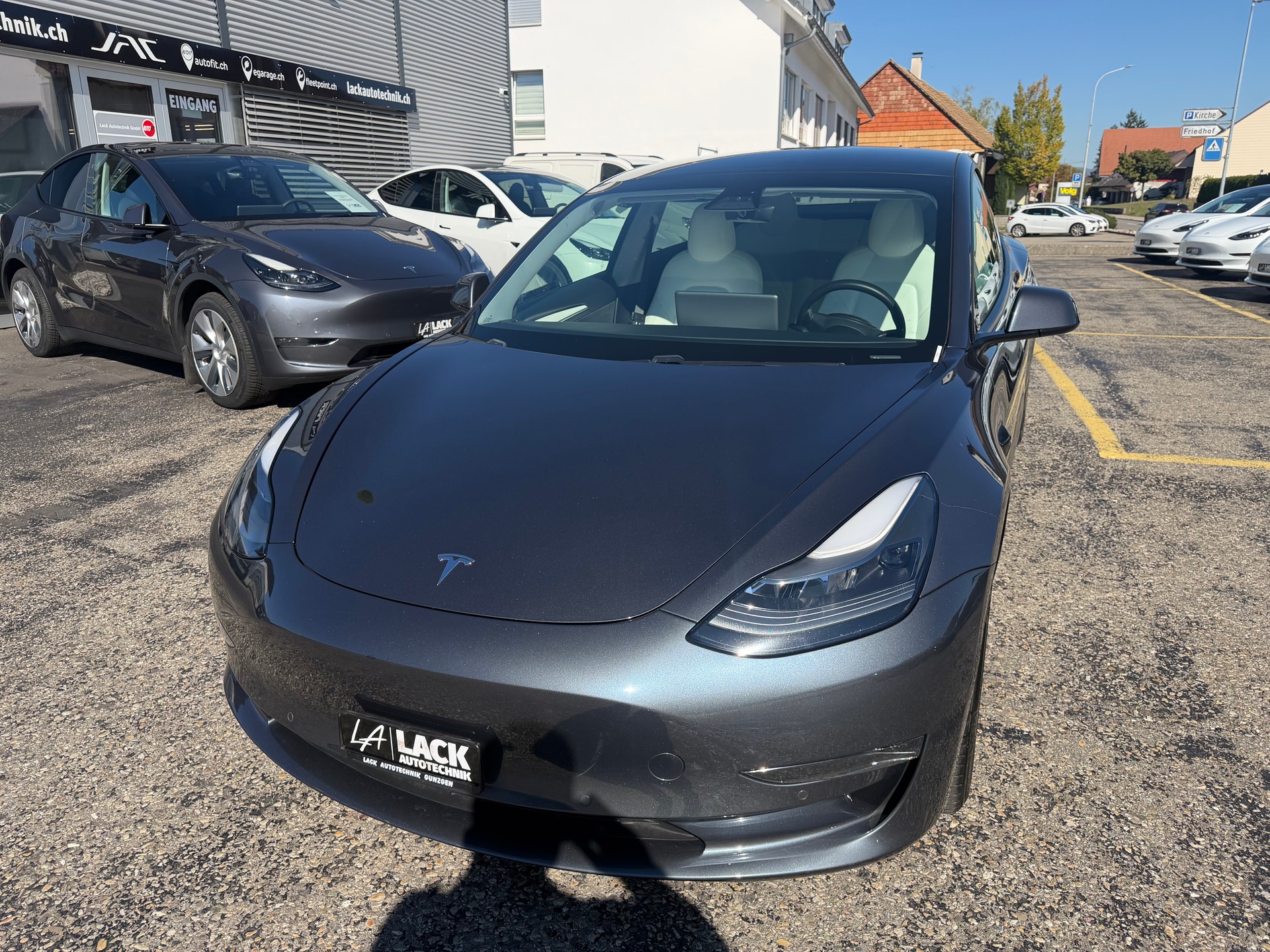 TESLA Model 3 Long Range Dual Motor AWD-image-3