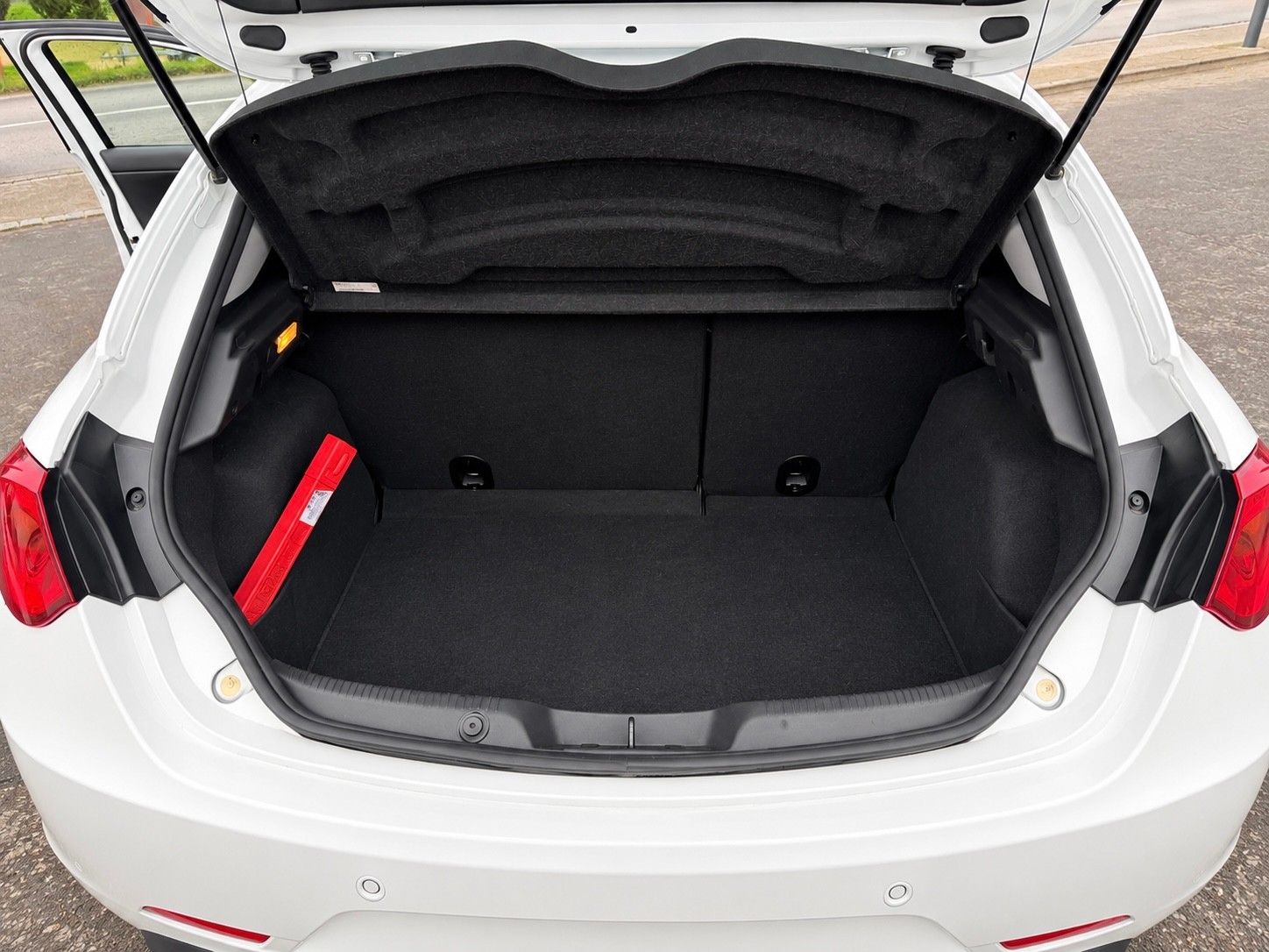 ALFA ROMEO Giulietta 1.4 T MultiAir-image-14