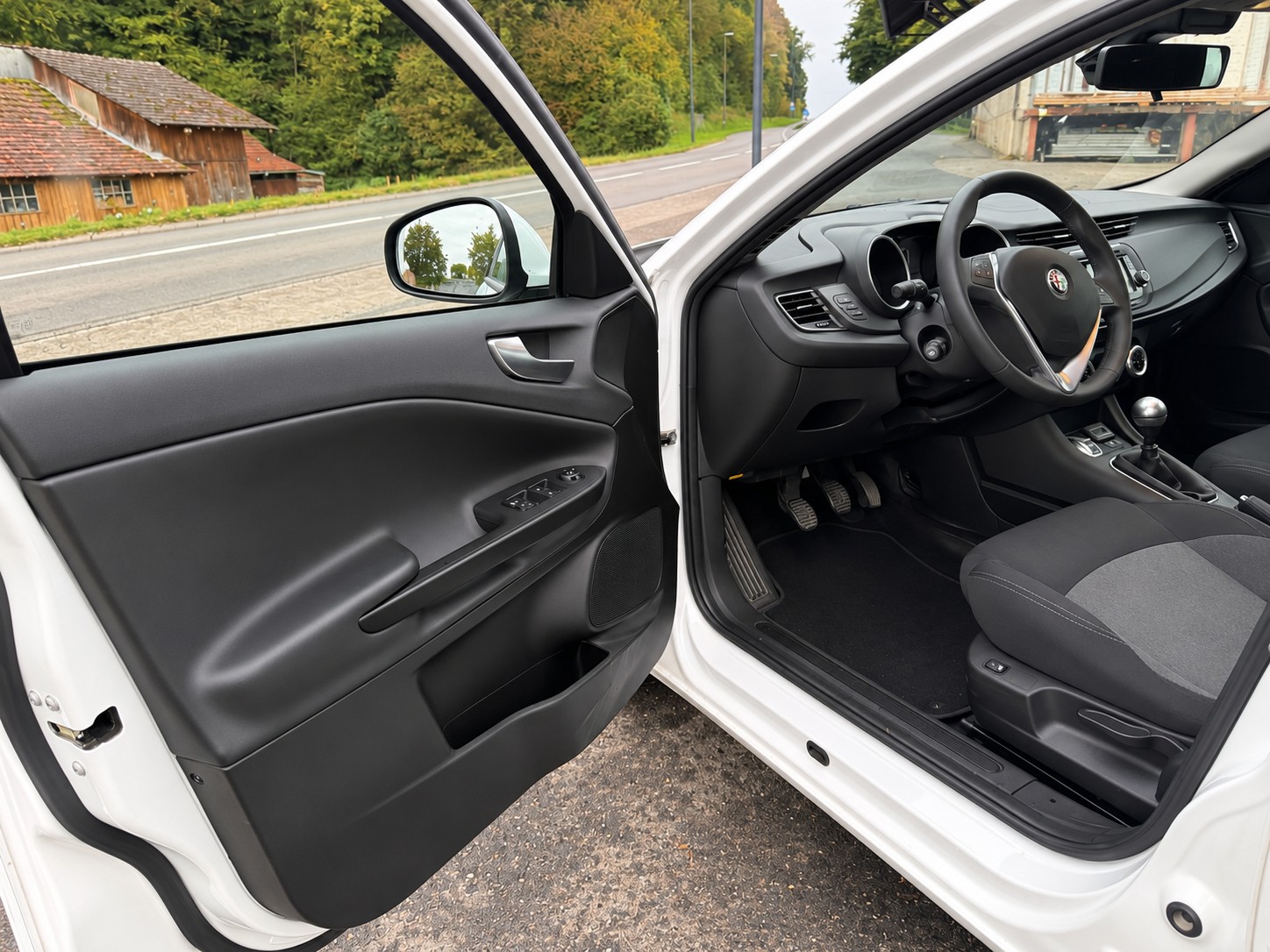 ALFA ROMEO Giulietta 1.4 T MultiAir-image-8