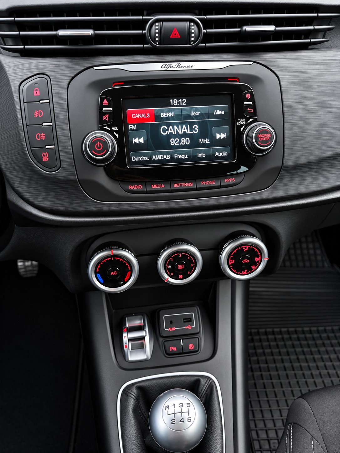 ALFA ROMEO Giulietta 1.4 T MultiAir-image-12