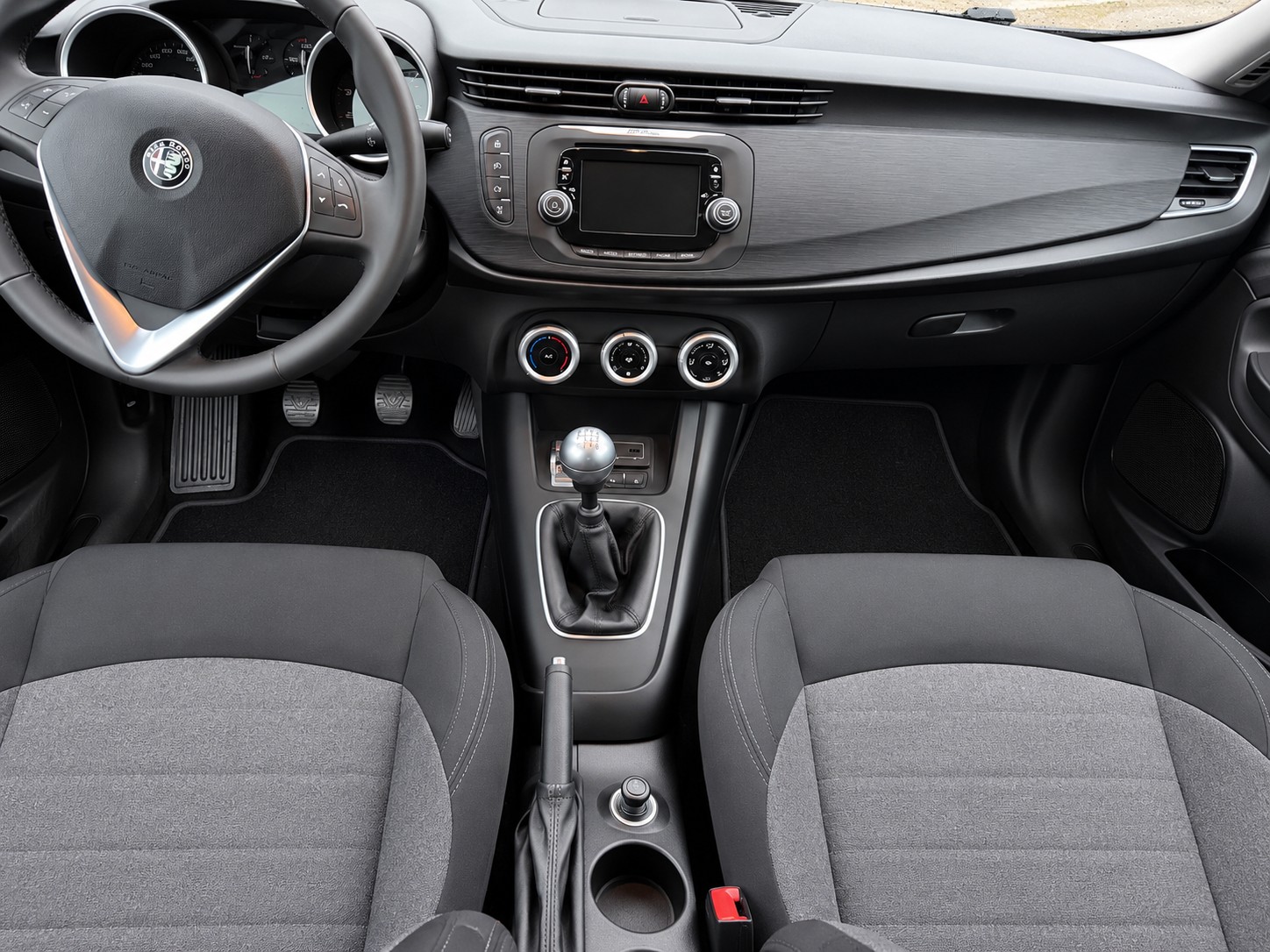 ALFA ROMEO Giulietta 1.4 T MultiAir-image-11