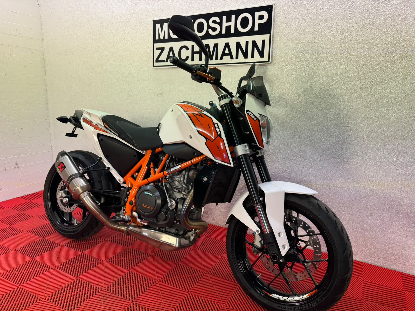 KTM 690 Duke ABS (35kW)-image-11