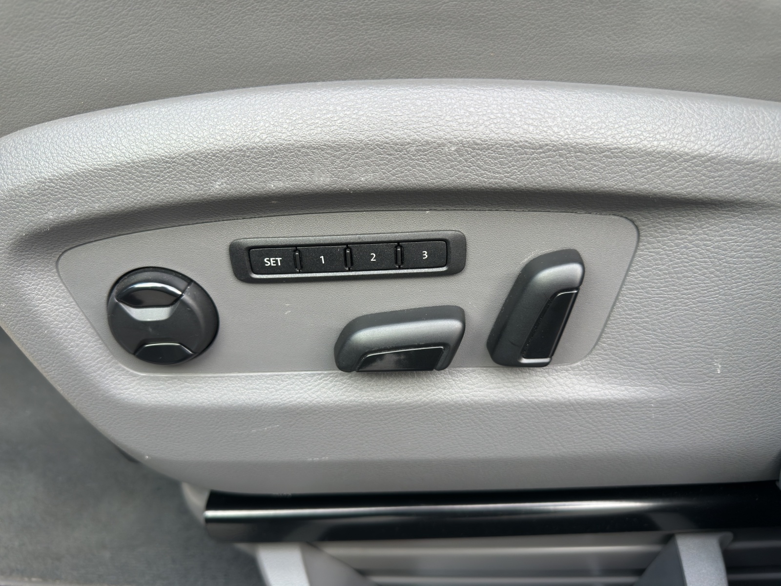 VW T6.1 California 2.0 Bi-TDI Ocean Liberty 4Motion DSG-image-11