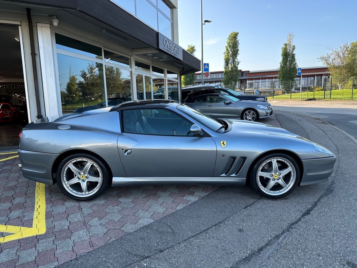 FERRARI 575 Superamerica-image-5