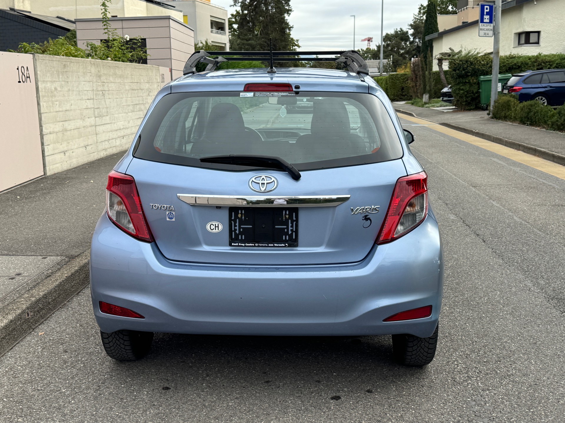 TOYOTA Yaris 1.33 Luna Multidrive-image-3