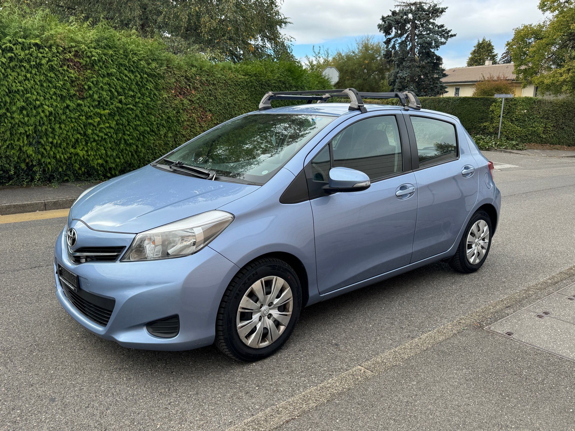 TOYOTA Yaris 1.33 Luna Multidrive-image-2