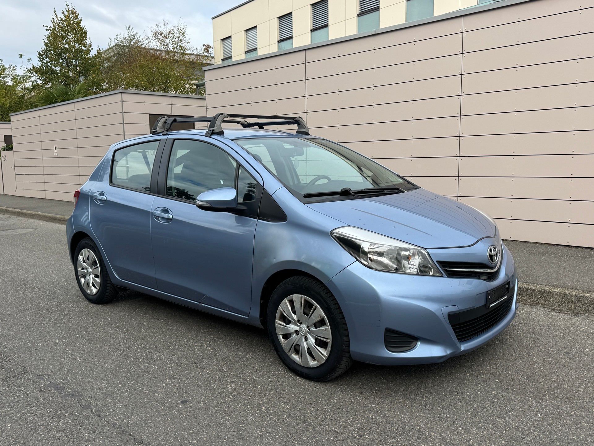 TOYOTA Yaris 1.33 Luna Multidrive-image-1