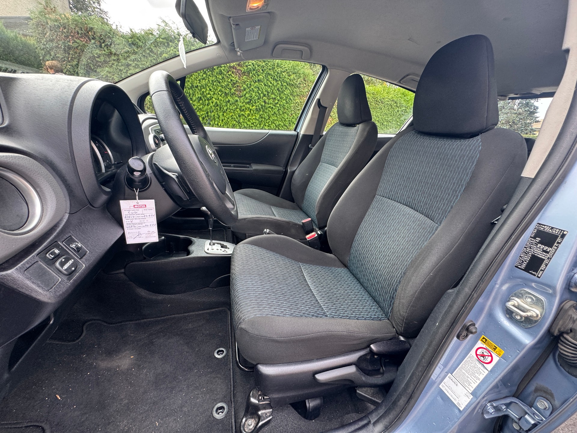 TOYOTA Yaris 1.33 Luna Multidrive-image-6