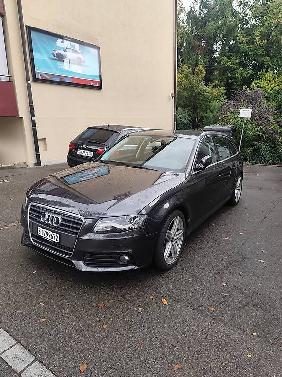 AUDI A4 Avant 2.0 TFSI quattro-image-0