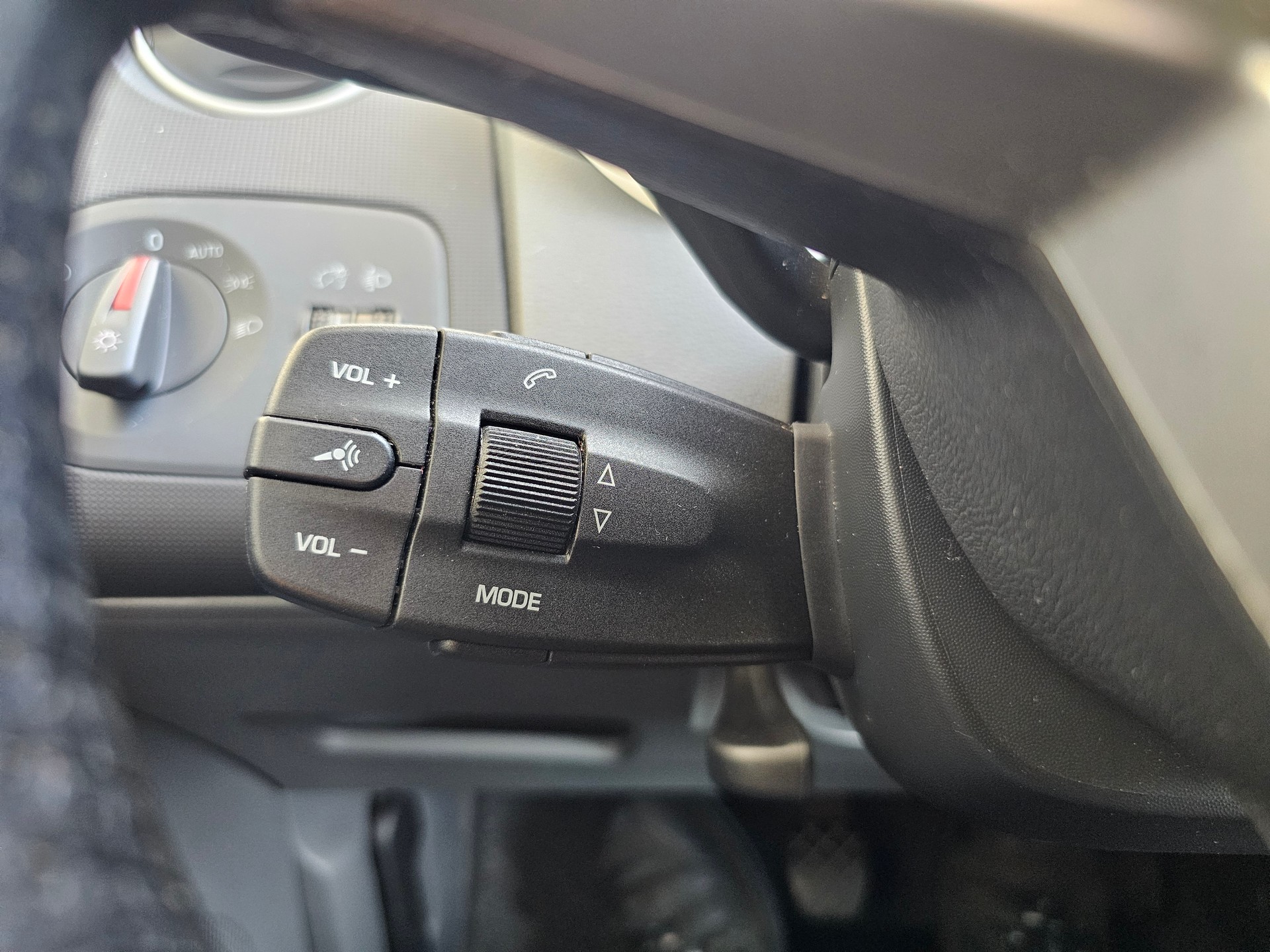 SEAT Ibiza 1.2 TSI Style-image-15