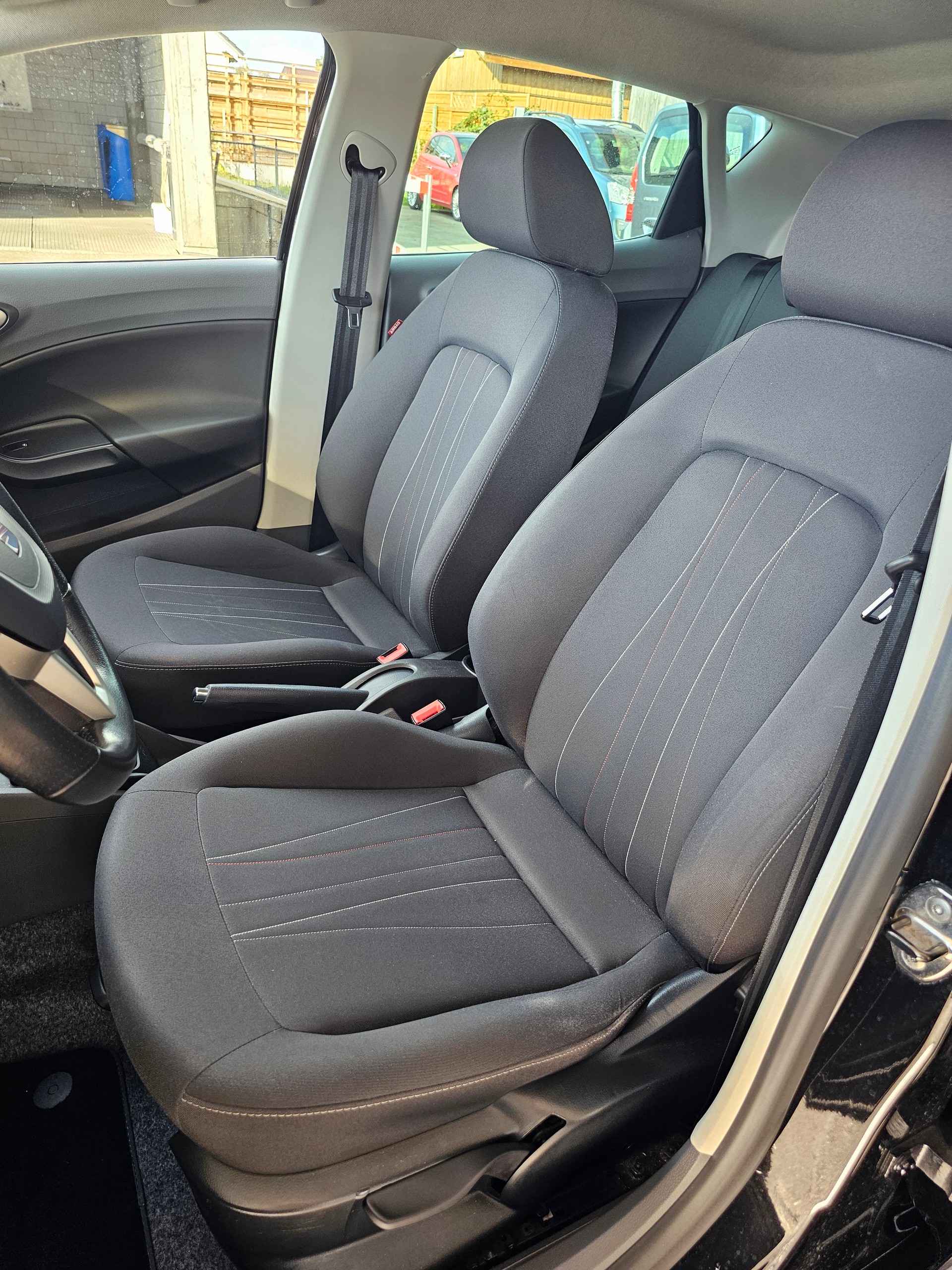 SEAT Ibiza 1.2 TSI Style-image-10