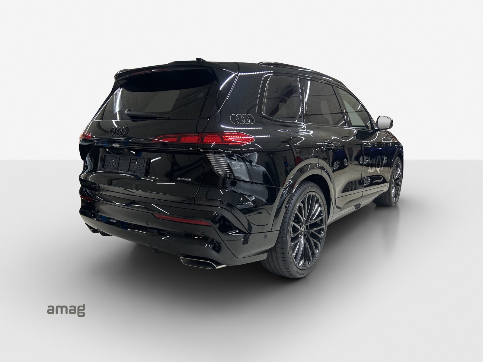 AUDI Q7 SUV TDI quattro 220 kW-image-4