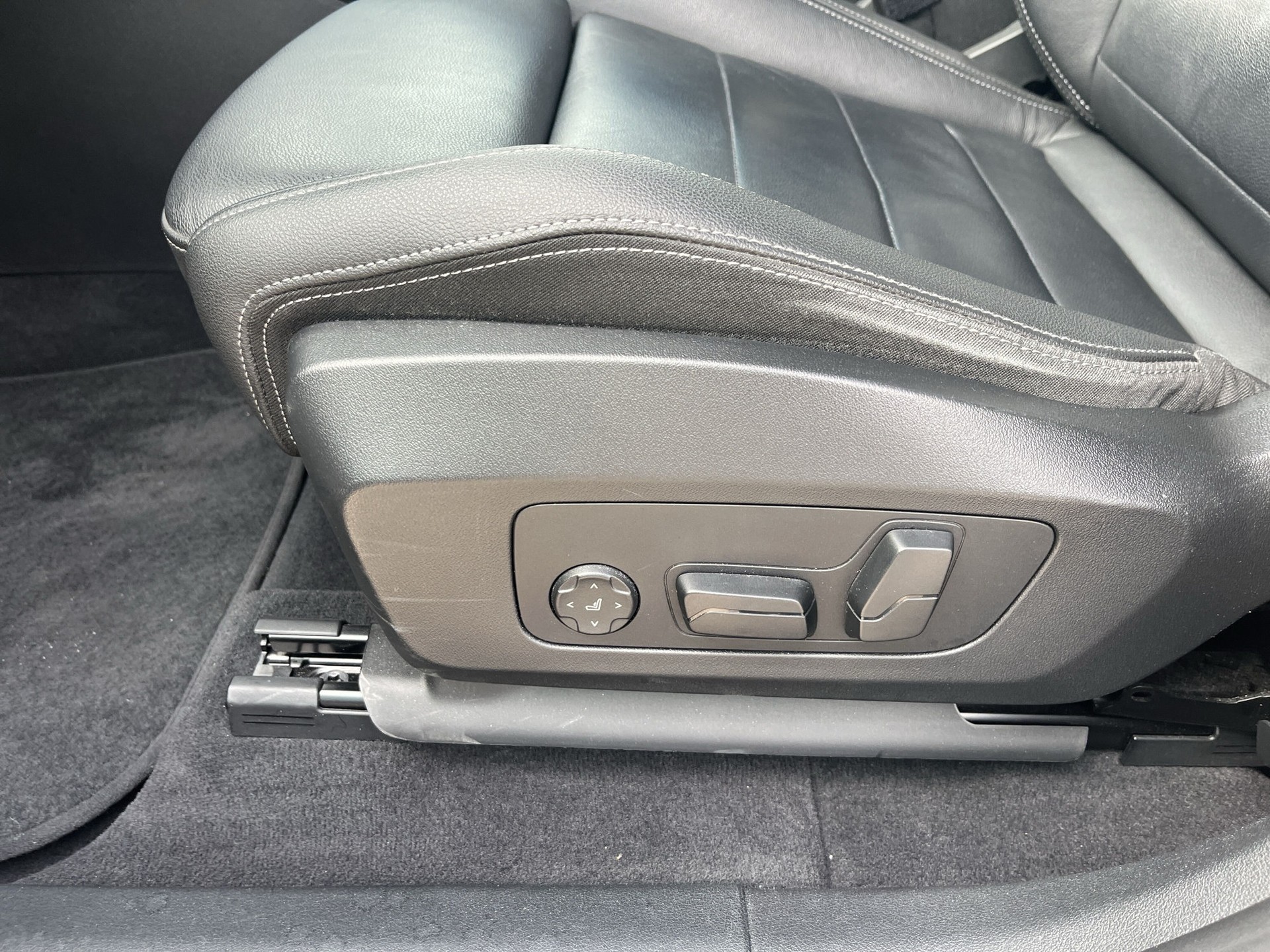 BMW X1 xDrive 30e M Sport-image-18