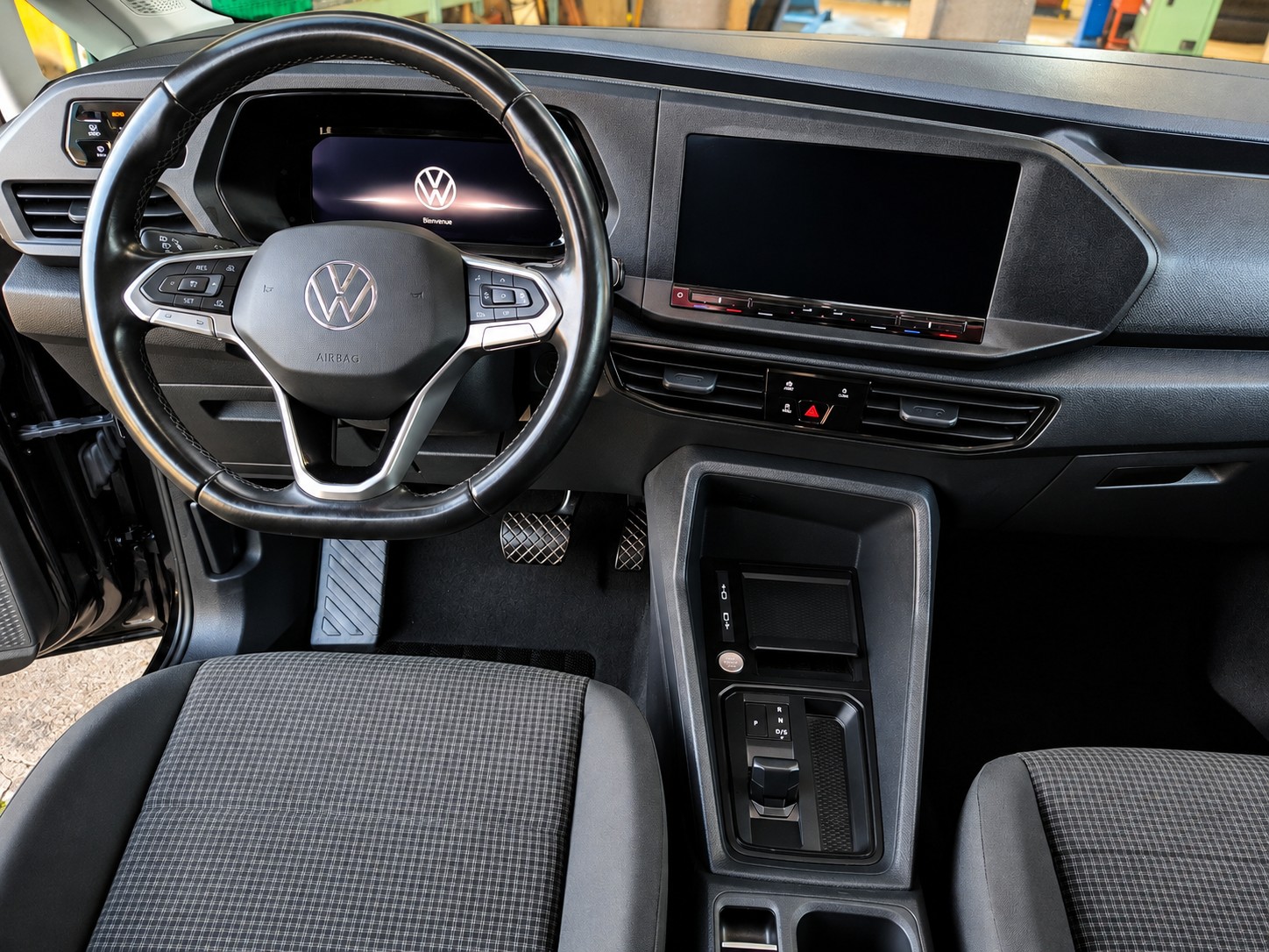 VW Caddy Maxi 1.5 TSI Liberty DSG-image-11