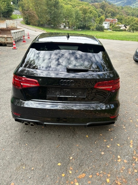 AUDI A3 Sportback 40 TFSI Sport quattro S-tronic-image-1
