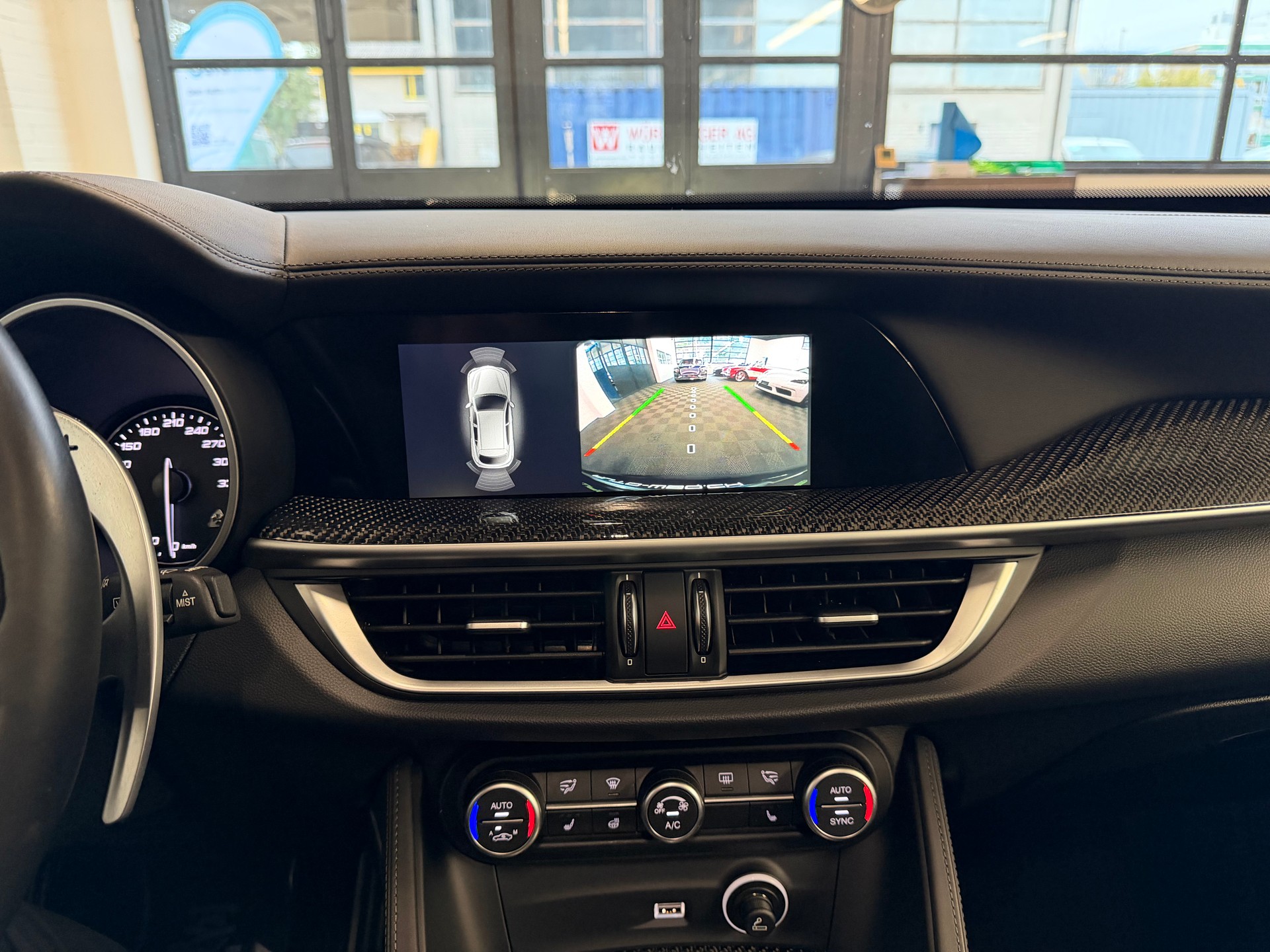 ALFA ROMEO Stelvio 2.9 V6 Quadrifoglio Q4 Automatic-image-13