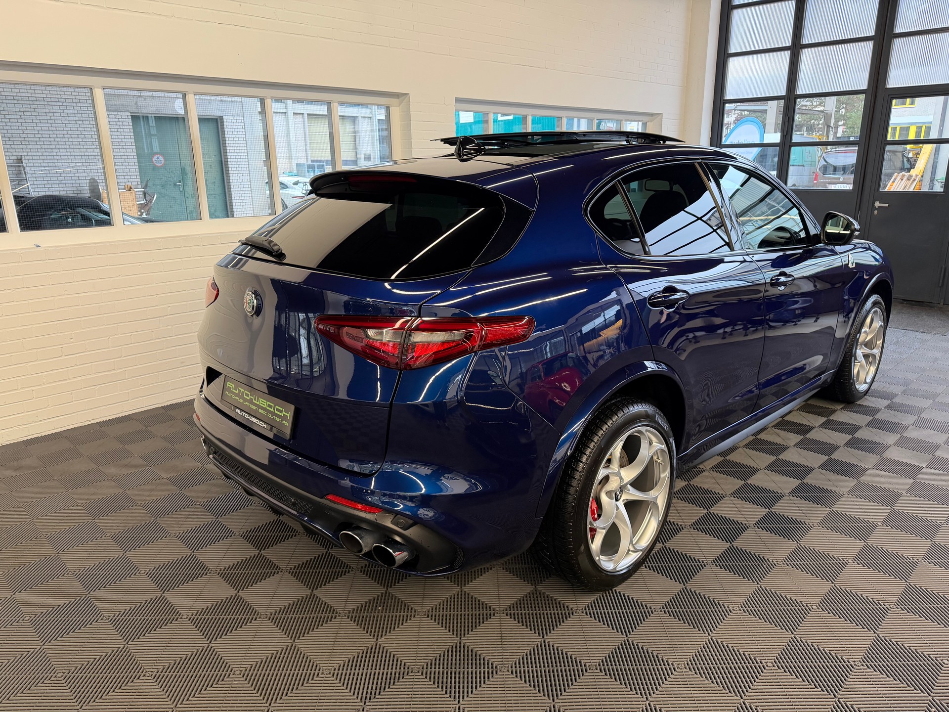 ALFA ROMEO Stelvio 2.9 V6 Quadrifoglio Q4 Automatic-image-2