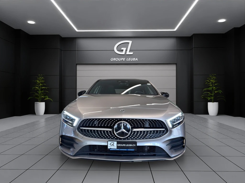MERCEDES-BENZ A 220 AMG Line 7G-DCT 4Matic-showroom-element-1