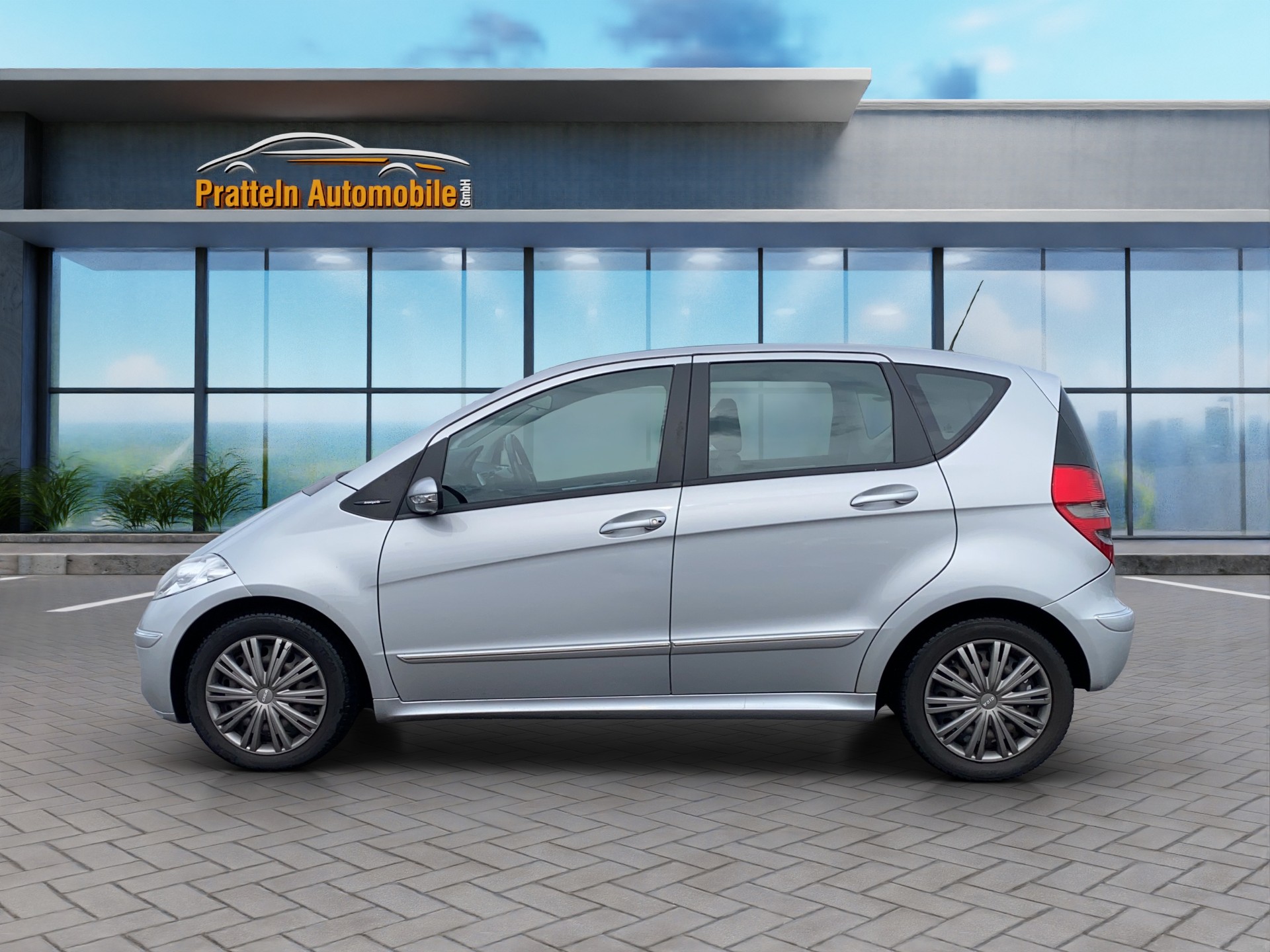 MERCEDES-BENZ A 160 CDI Avantgarde-image-1