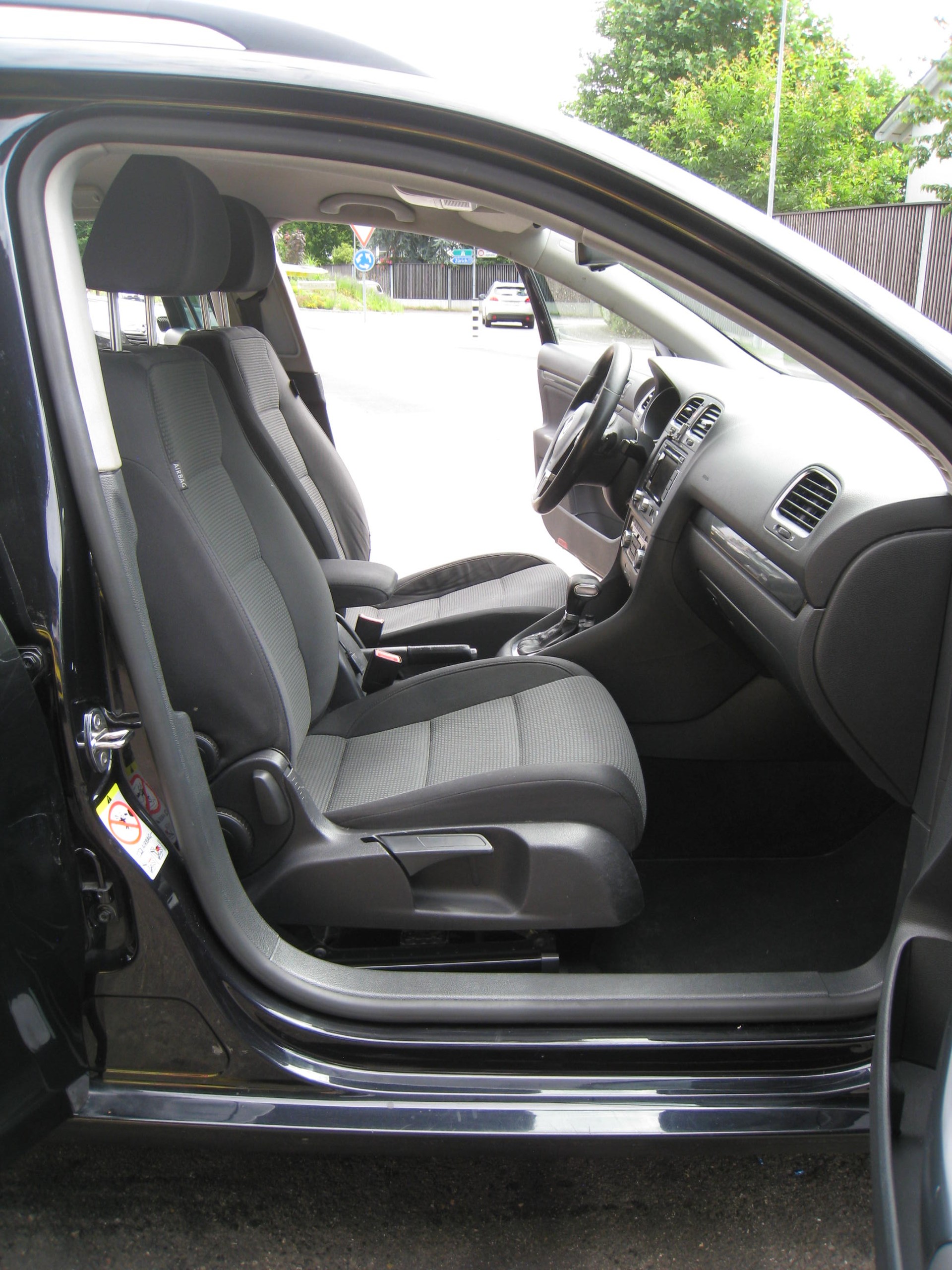 VW Golf Variant 1.4 TSI Comfortline DSG-image-10