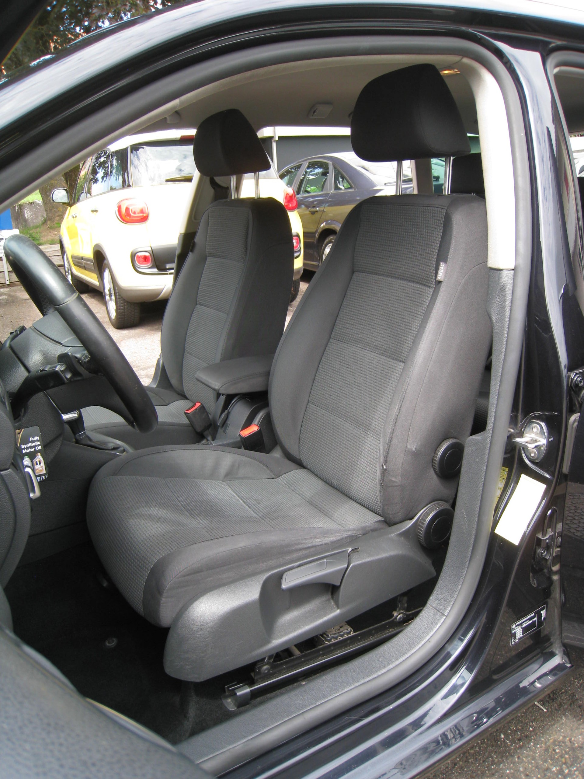 VW Golf Variant 1.4 TSI Comfortline DSG-image-11