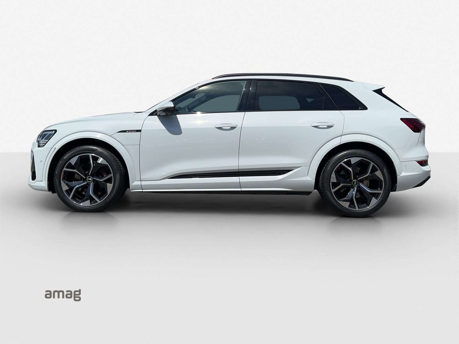 AUDI e-tron S quattro-image-1