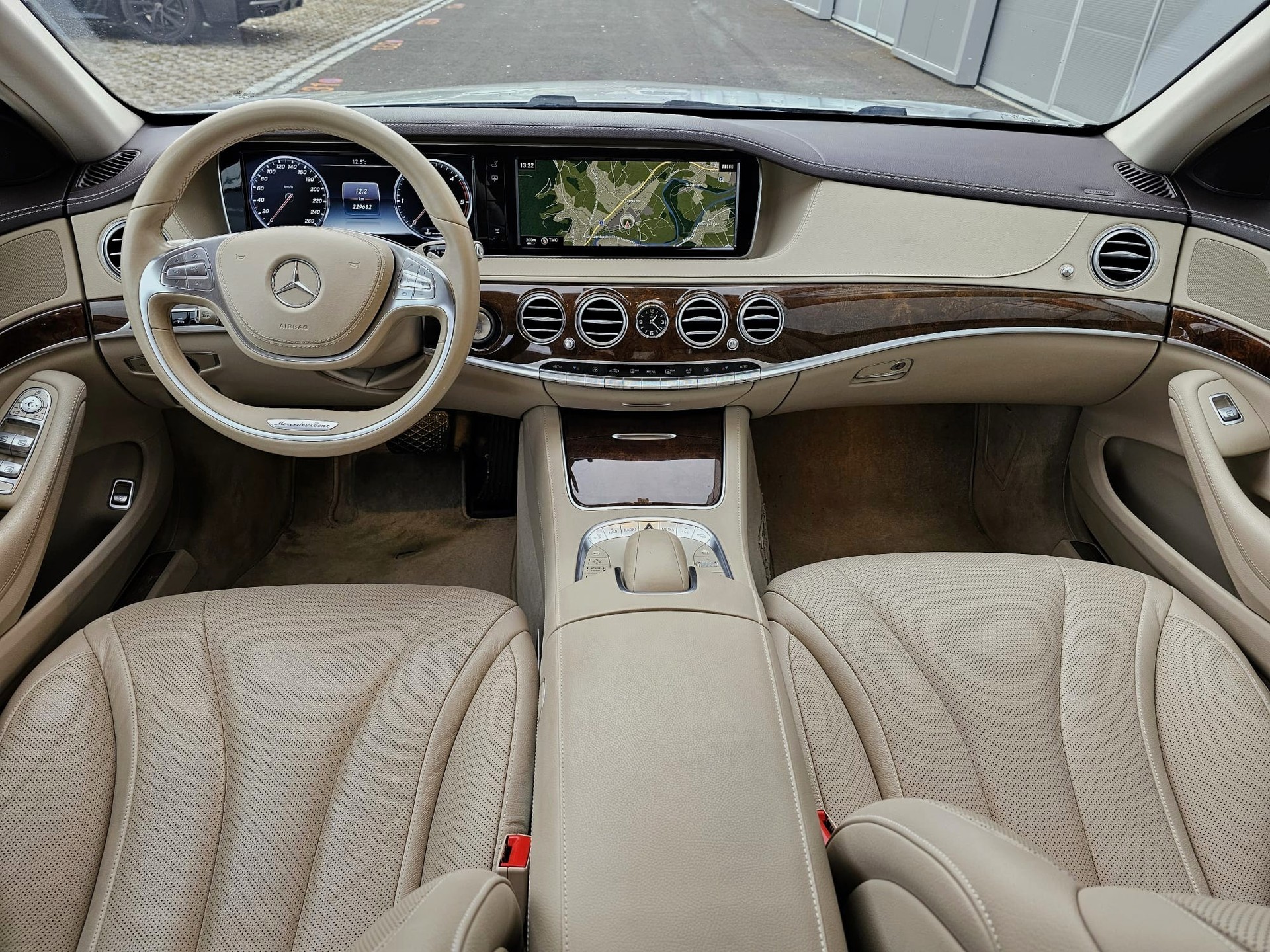 MERCEDES-BENZ S 350 BlueTEC 4Matic 7G-Tronic-image-8