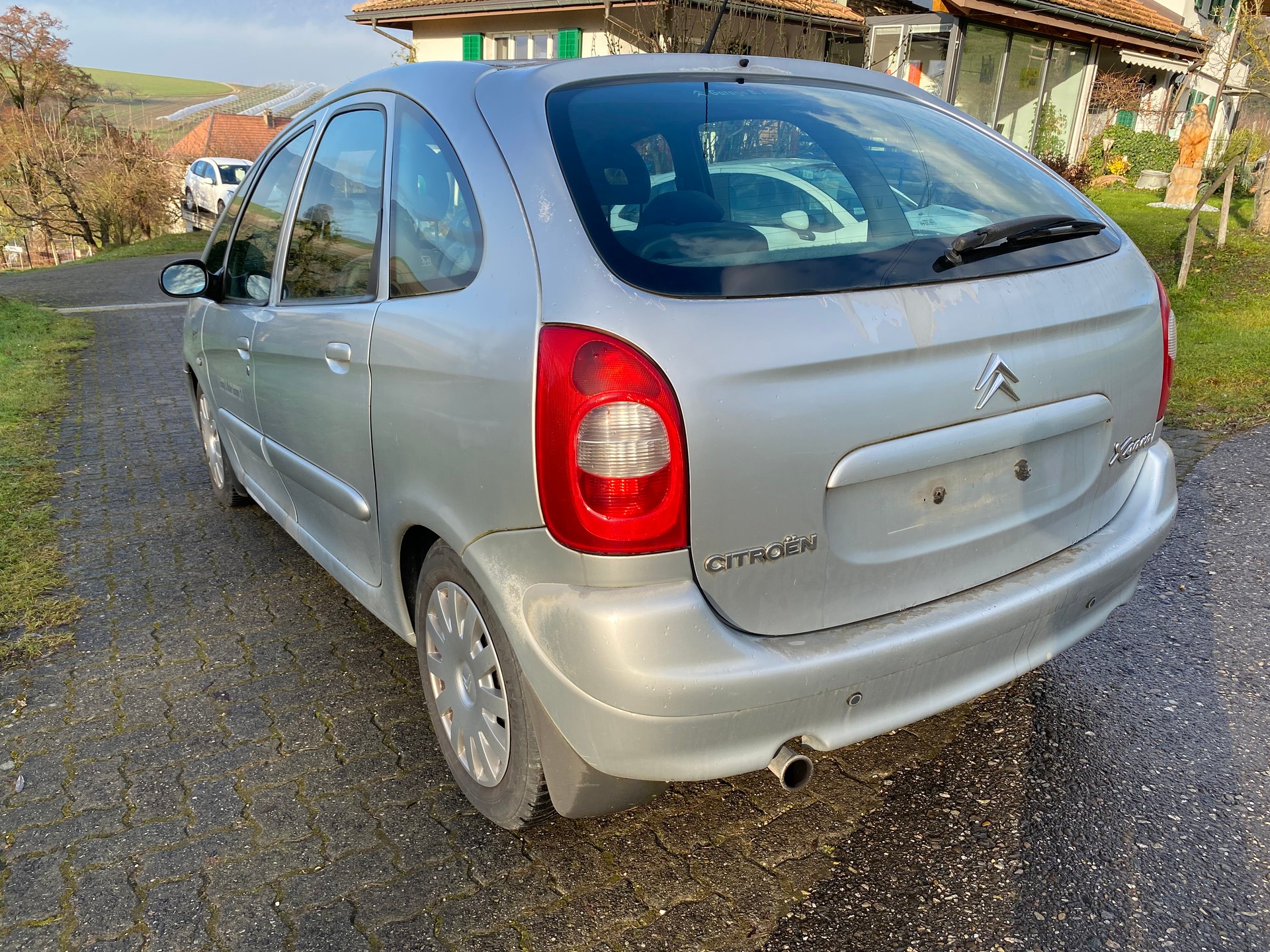 CITROEN Xsara Picasso 2.0i 16V Exclusive Automatic-image-4