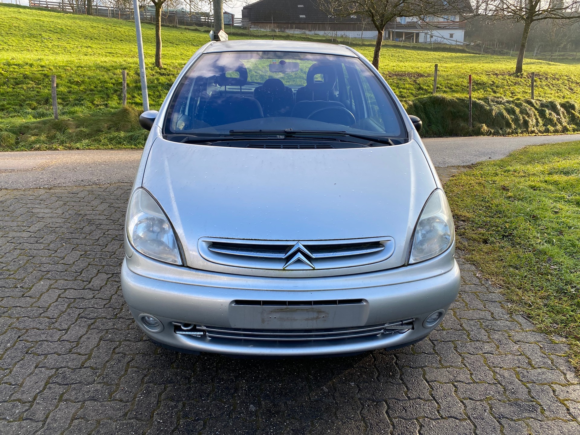CITROEN Xsara Picasso 2.0i 16V Exclusive Automatic-image-11