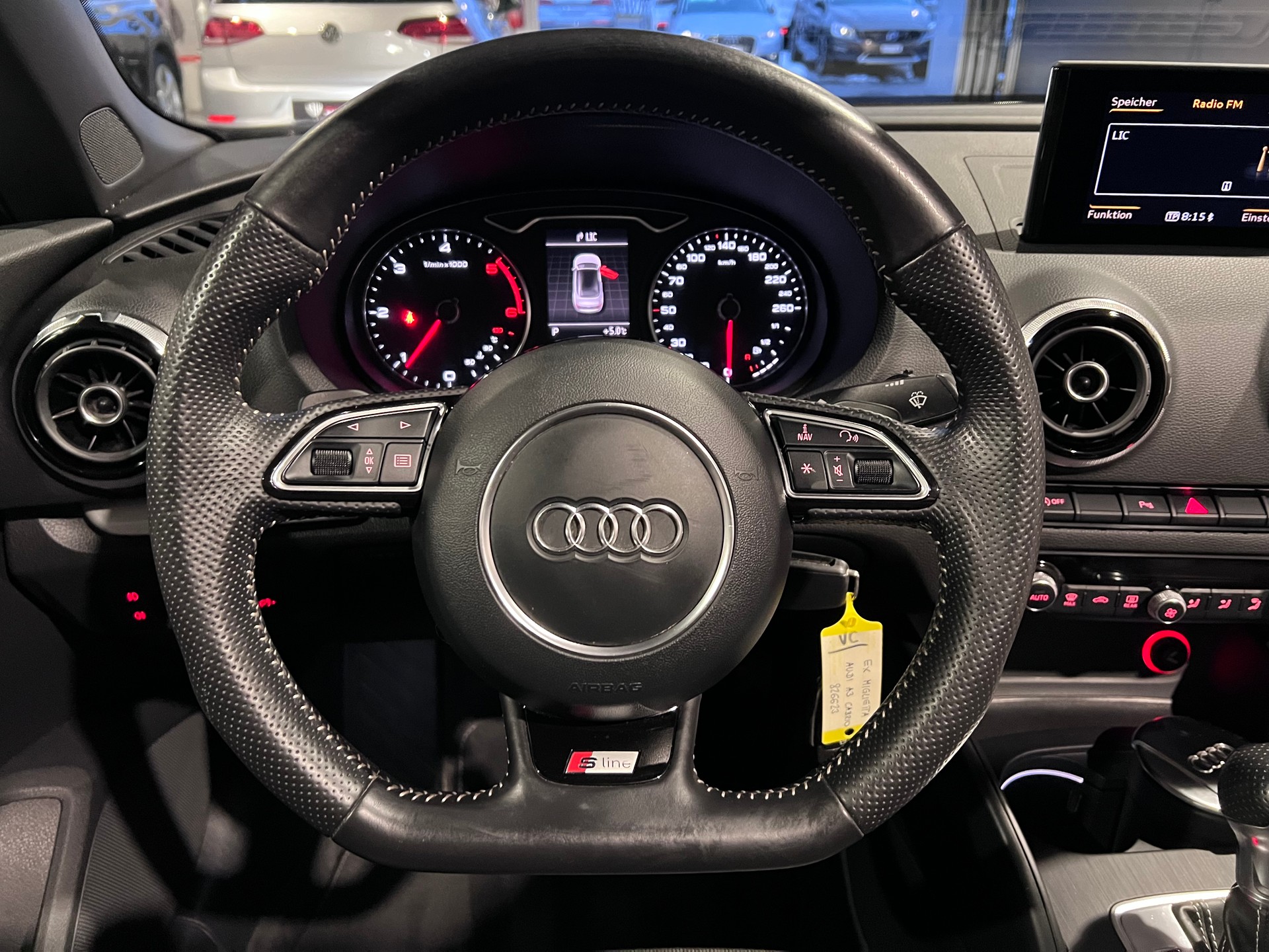 AUDI A3 Cabriolet 2.0 TDI  S-Line  S-tronic-image-19