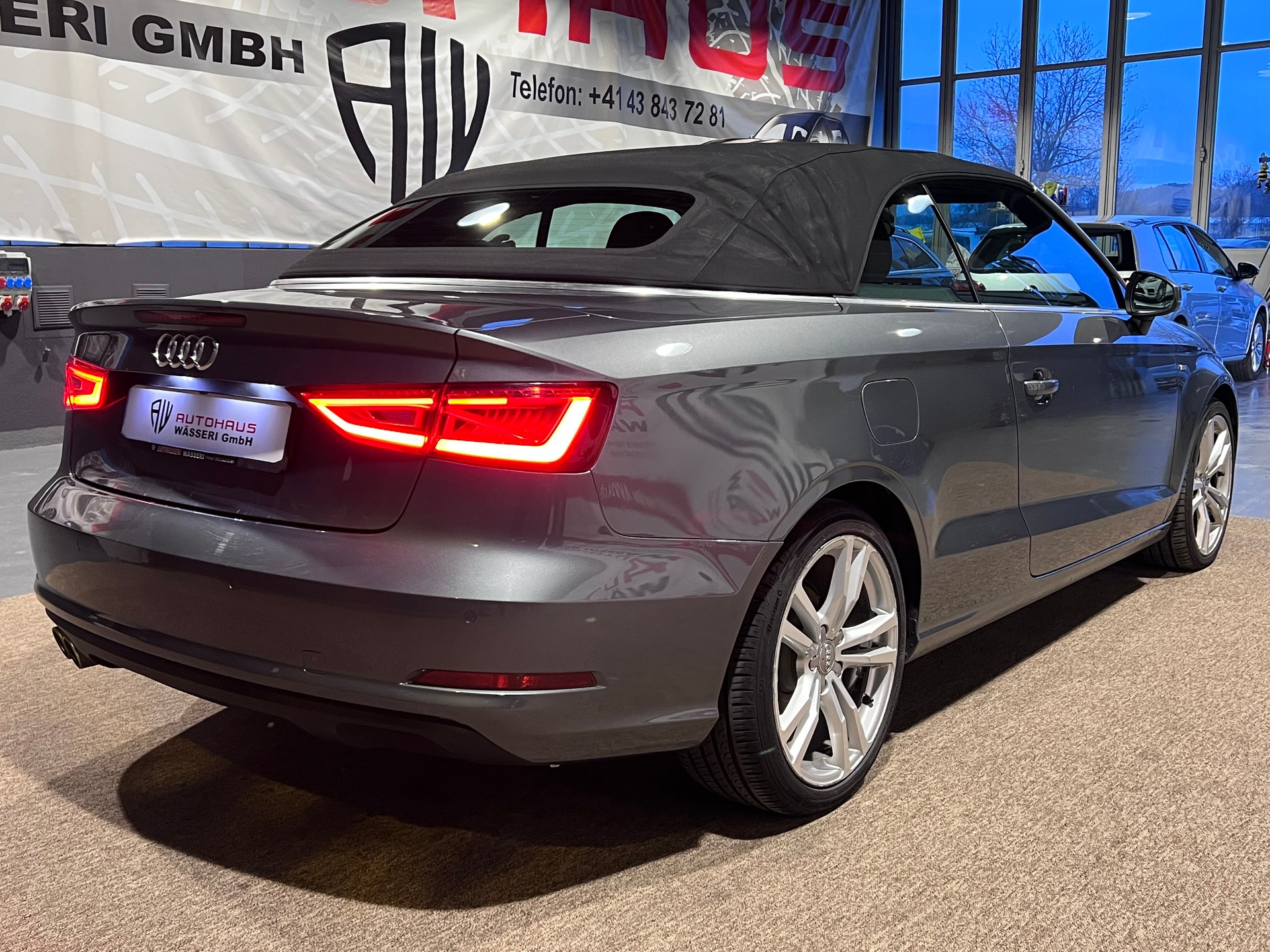 AUDI A3 Cabriolet 2.0 TDI  S-Line  S-tronic-image-4