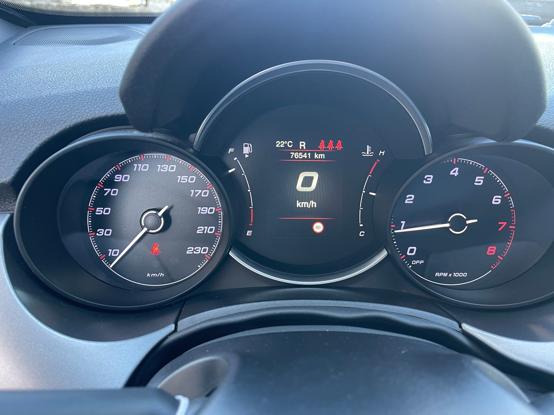 FIAT 500X 1.3 GSE Sport-image-10