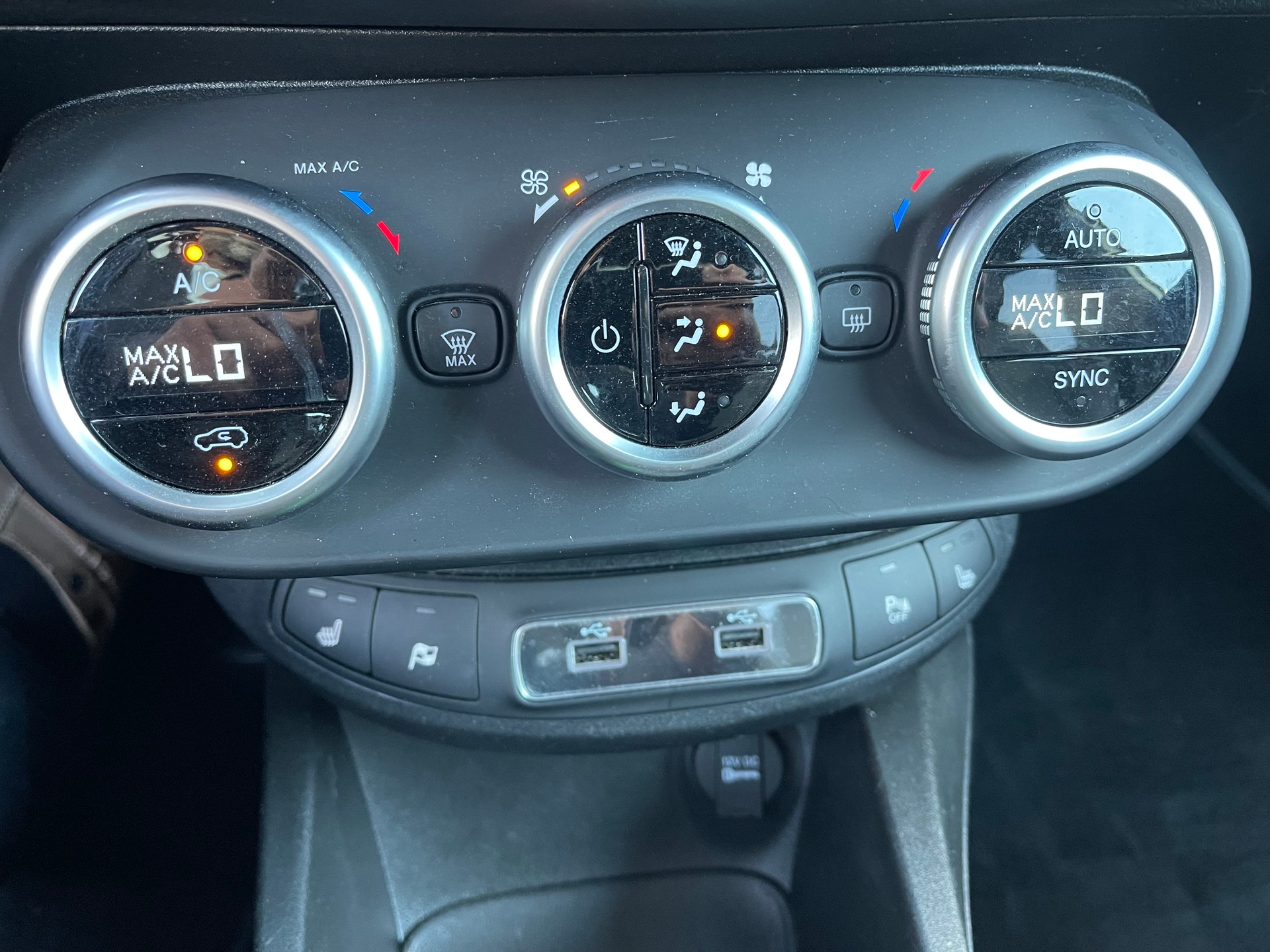 FIAT 500X 1.3 GSE Sport-image-14