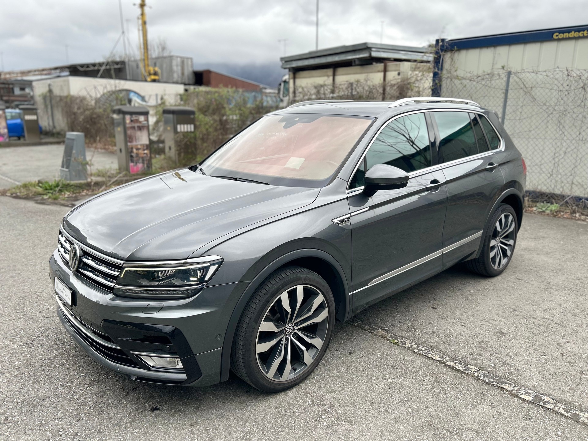 VW Tiguan 2.0TSI R-Line 4Motion DSG