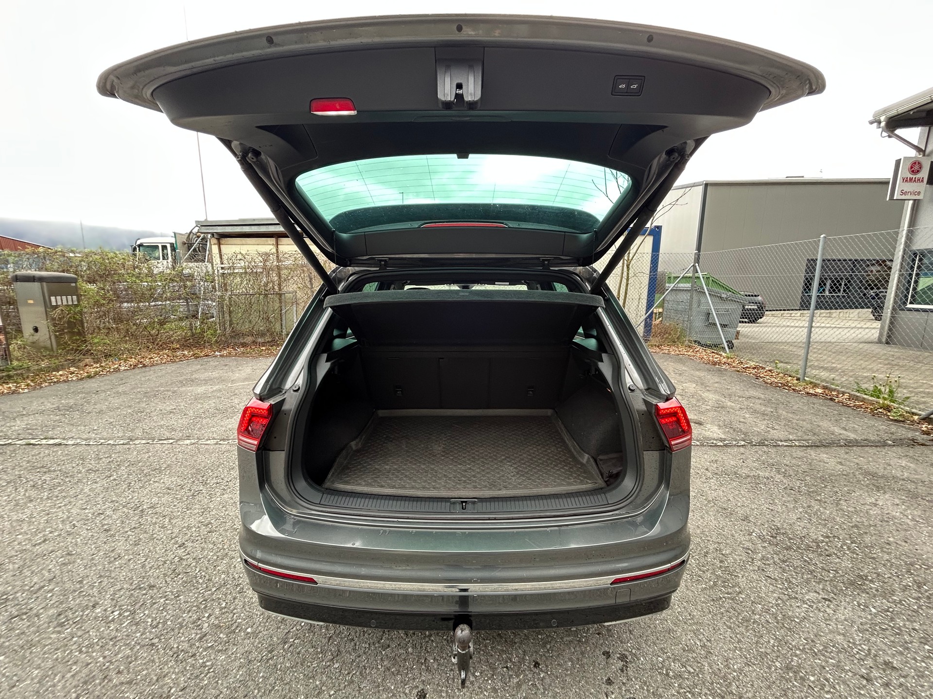 VW Tiguan 2.0TSI R-Line 4Motion DSG-image-15