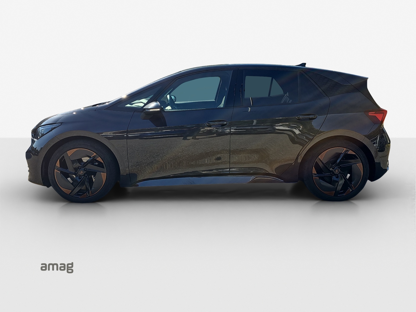 CUPRA 58kWh 427km 204CV-image-1
