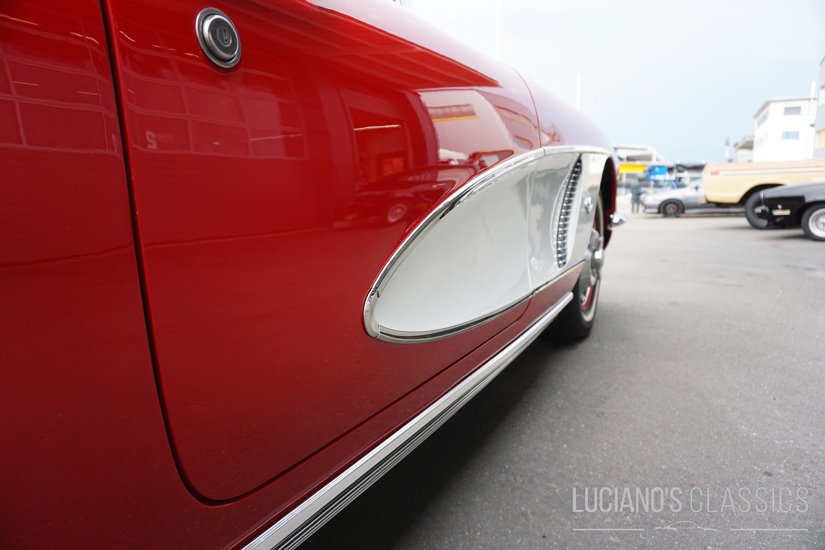 CHEVROLET Corvette C1-image-15