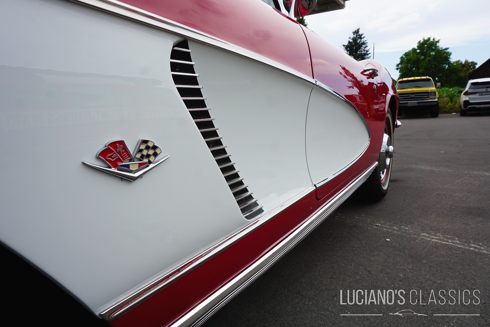 CHEVROLET Corvette C1-image-9