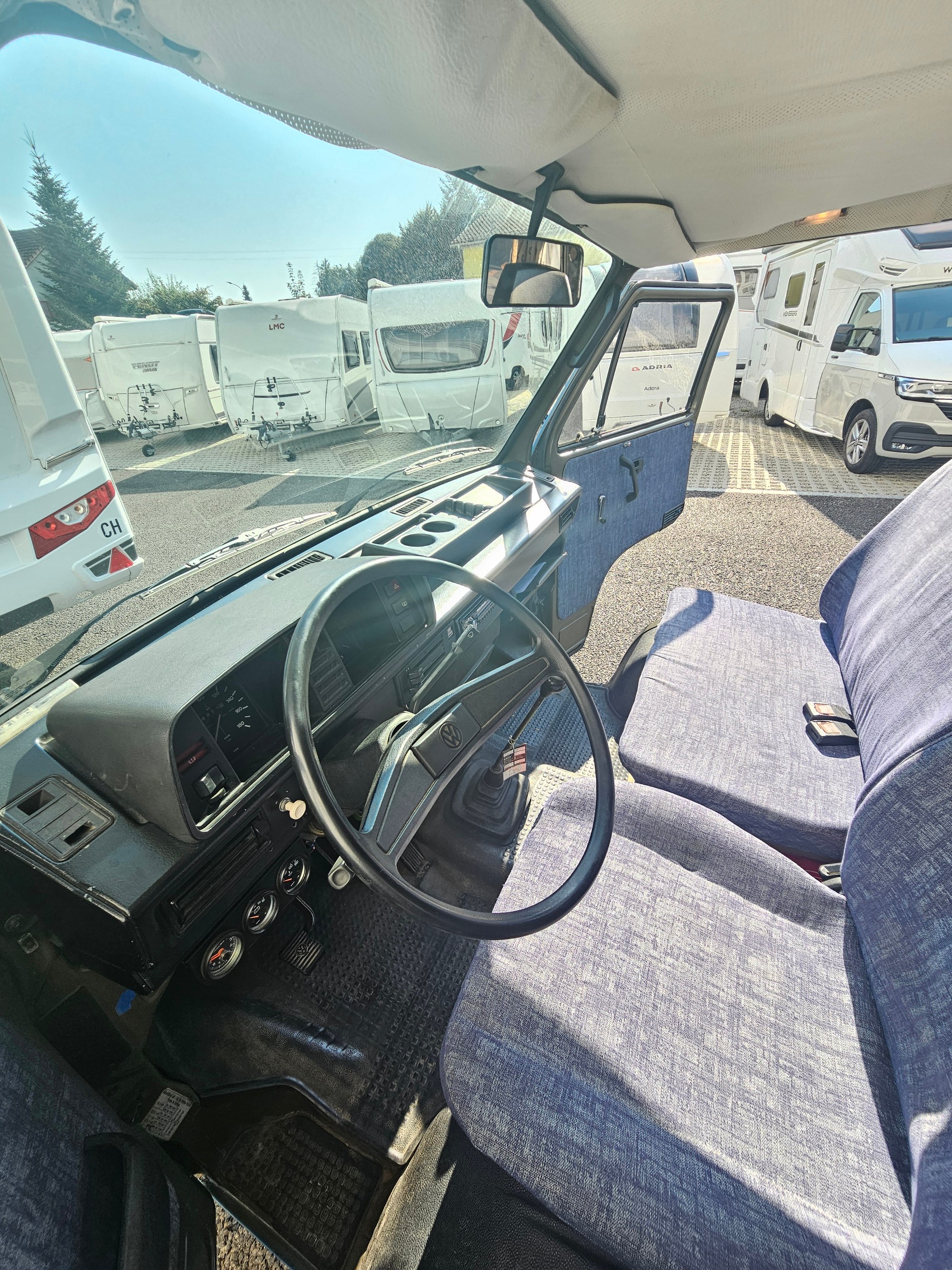 VW T3 Camper-image-4