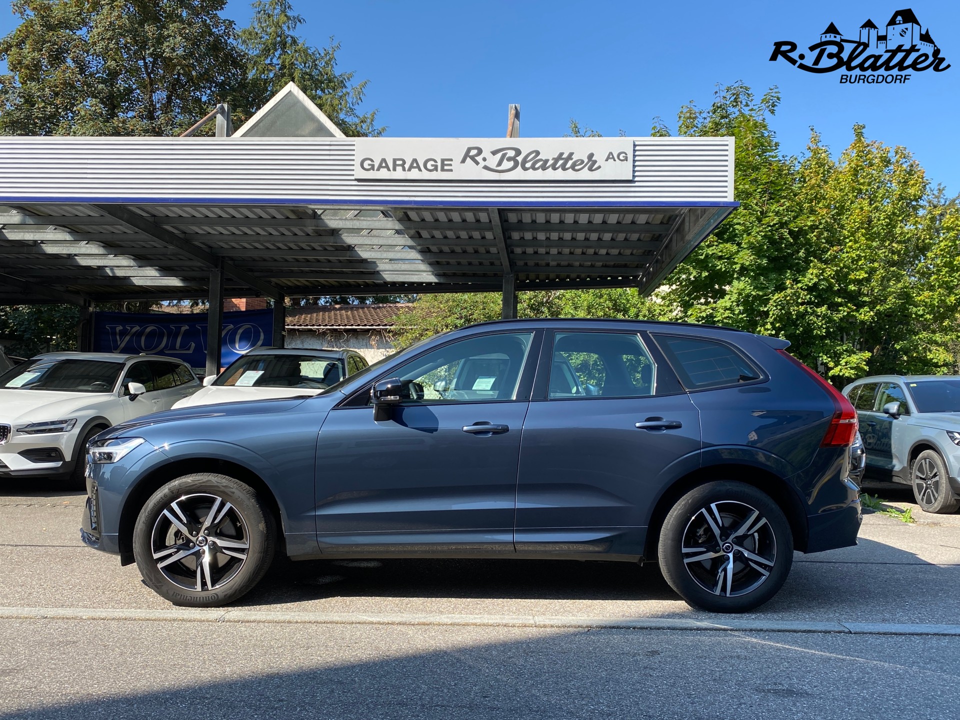 VOLVO XC60 B5 Diesel Mild Hybrid AWD R-Design Geartronic-image-2