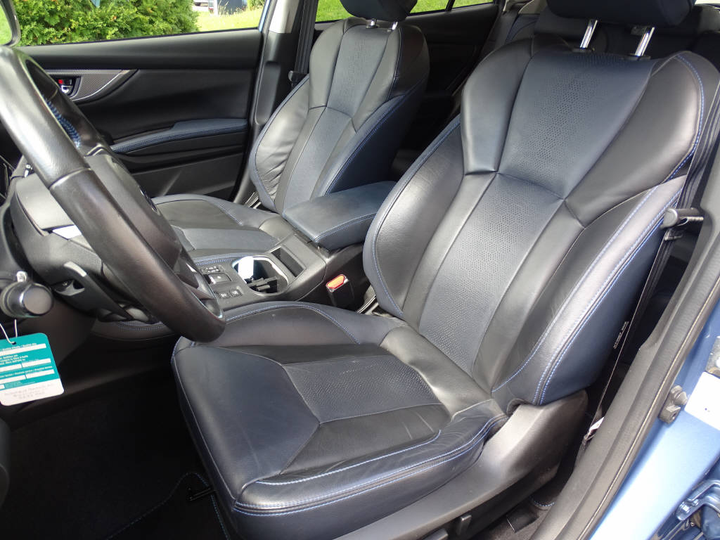 SUBARU XV 2.0i e-Boxer Blue Edition-image-3