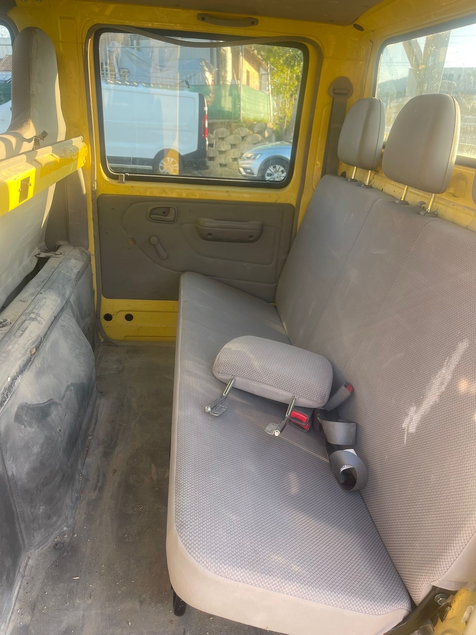 TOYOTA Dyna 100 3.0 D-4D-image-7