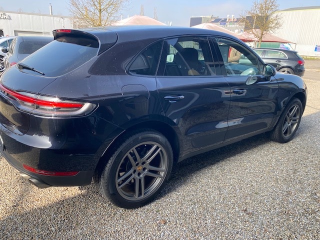 PORSCHE Macan 3.0 V6 S-showroom-element-3
