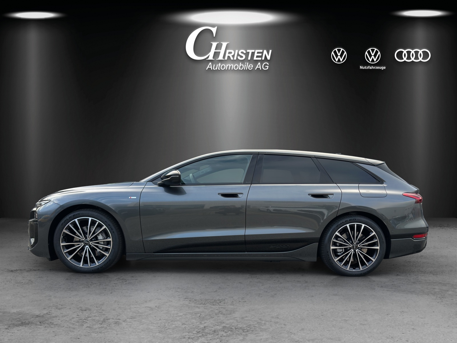 AUDI A6 Avant e-tron quattro-showroom-element-1