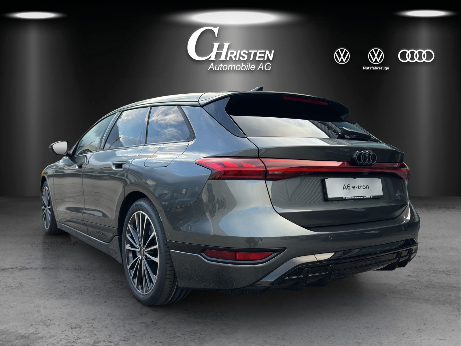 AUDI A6 Avant e-tron quattro-showroom-element-3