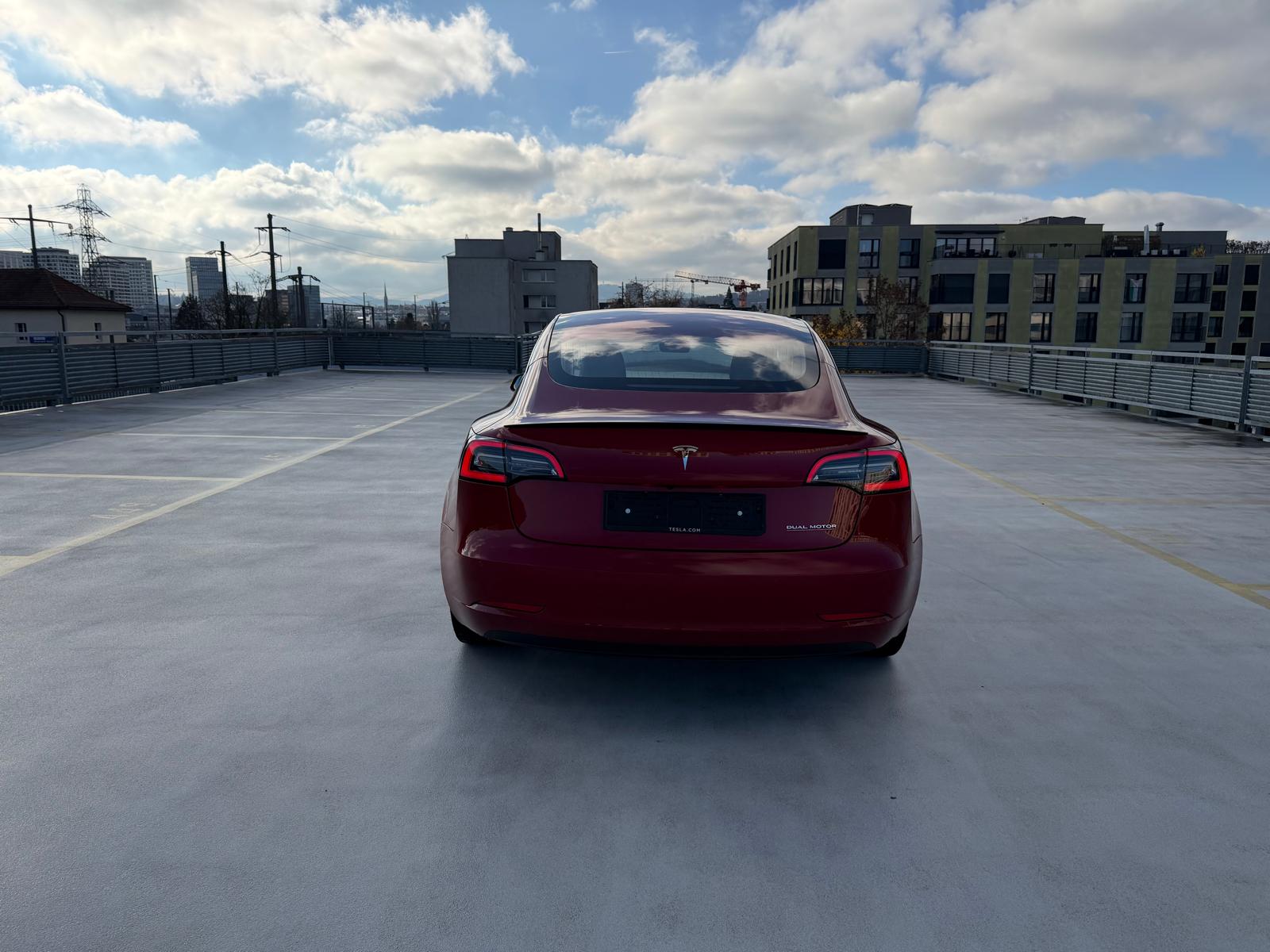 TESLA Model 3 Long Range Dual Motor AWD-image-3