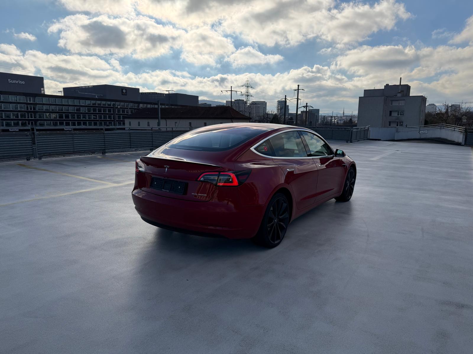 TESLA Model 3 Long Range Dual Motor AWD-image-4