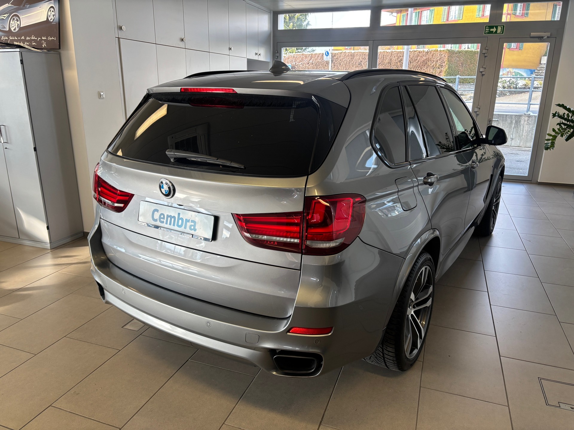 BMW X5 xDrive M50d Steptronic-image-2